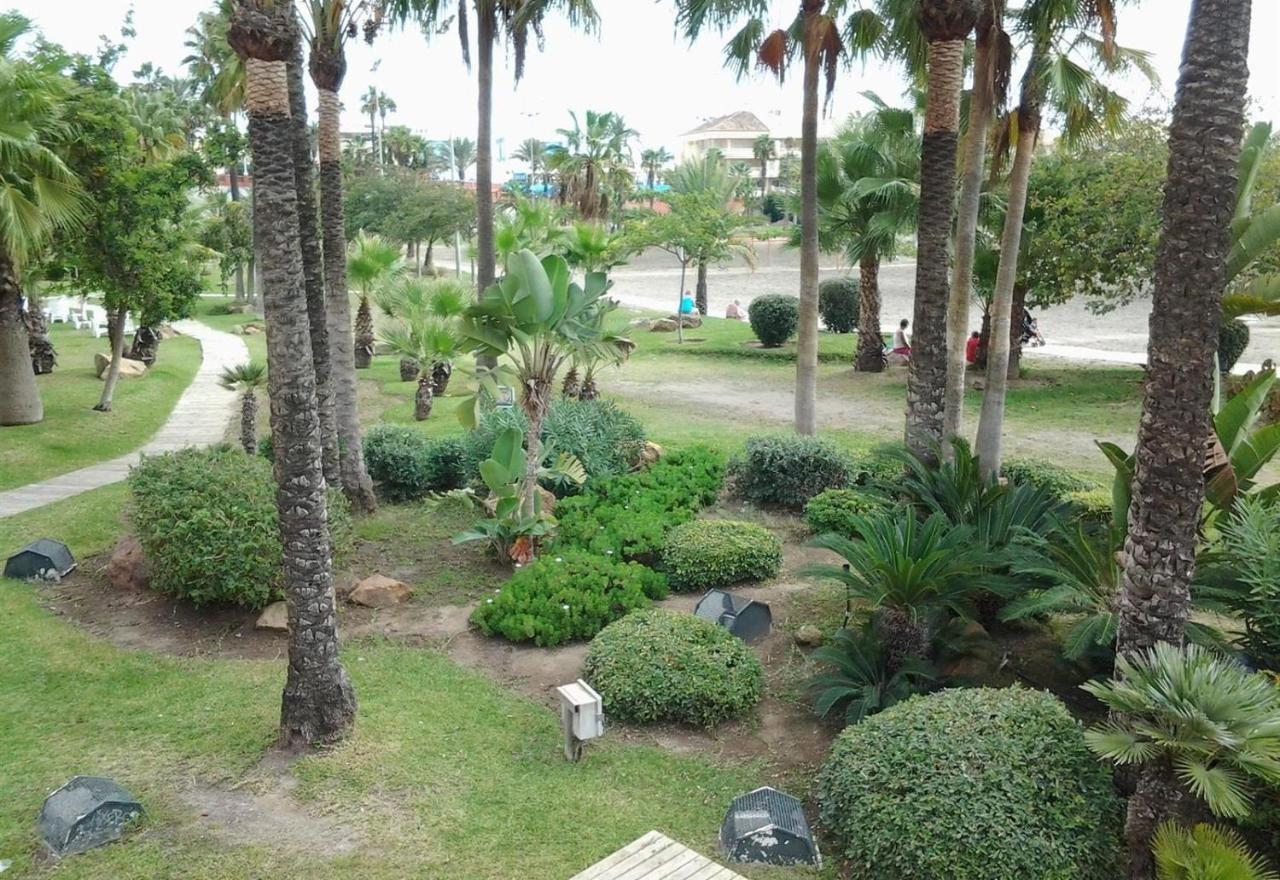 Right On The Beach Benalmádena Exteriör bild